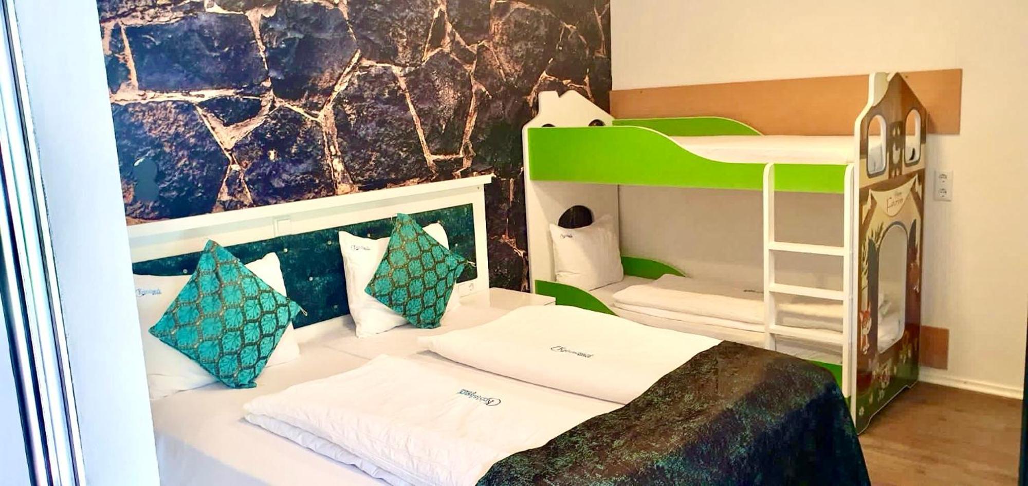 Pension Kristalpark Günzburg Zewnętrze zdjęcie