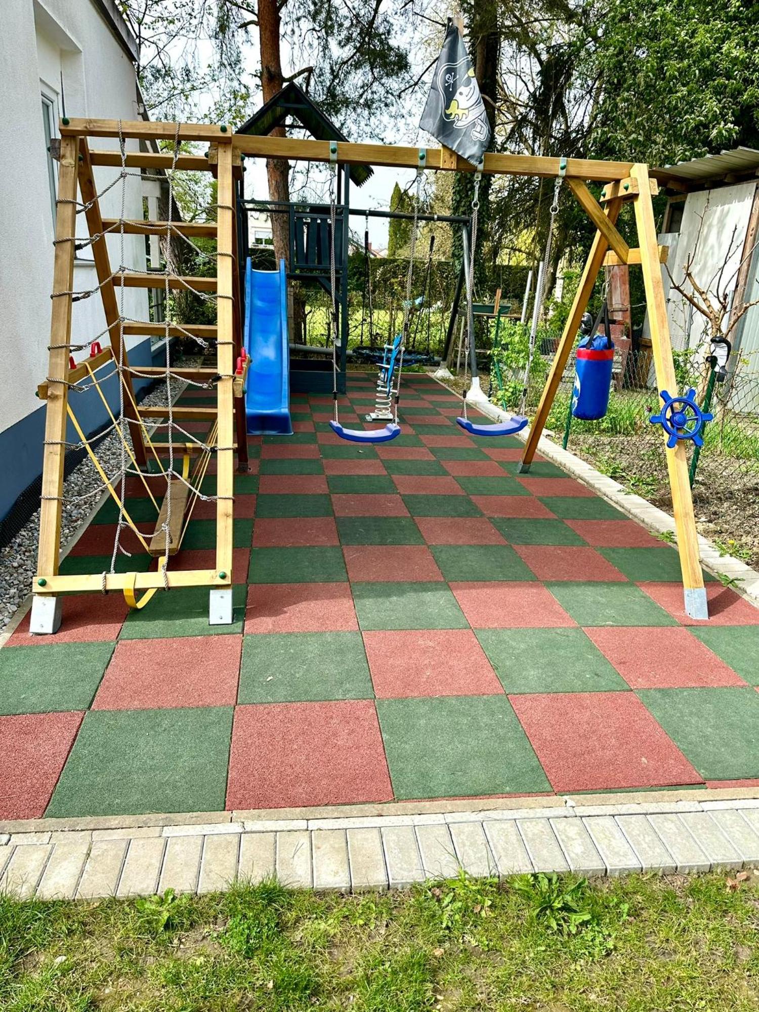Pension Kristalpark Günzburg Zewnętrze zdjęcie
